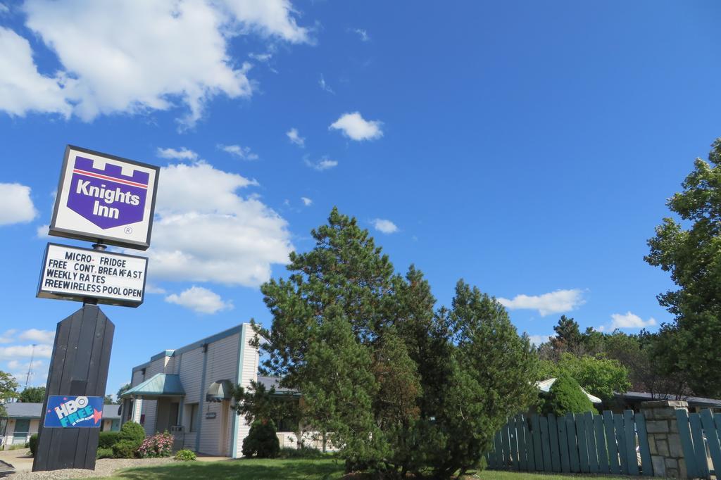 Knights Inn Кантон Экстерьер фото